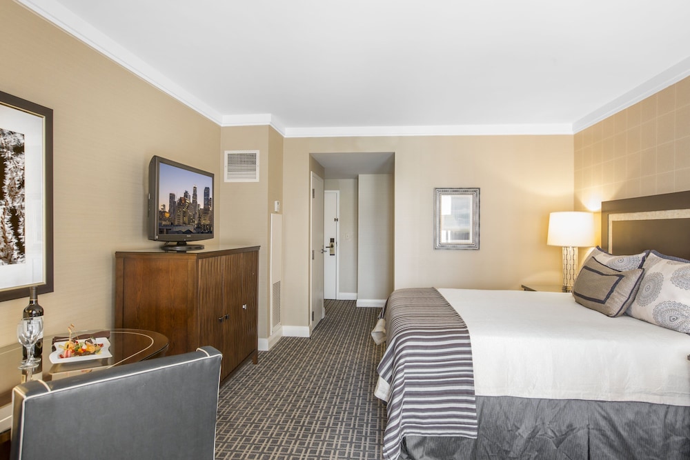 Omni Los Angeles Hotel at California Plaza - photo 43