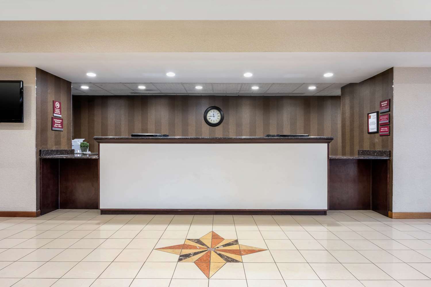 Clarion Hotel and Conference Center Harrisburg West - photo 13
