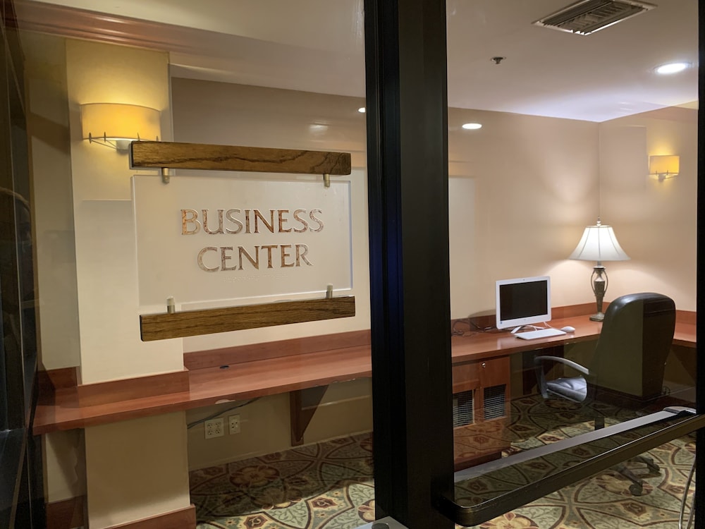 Ontario Airport Hotel & Conference Center - photo 34