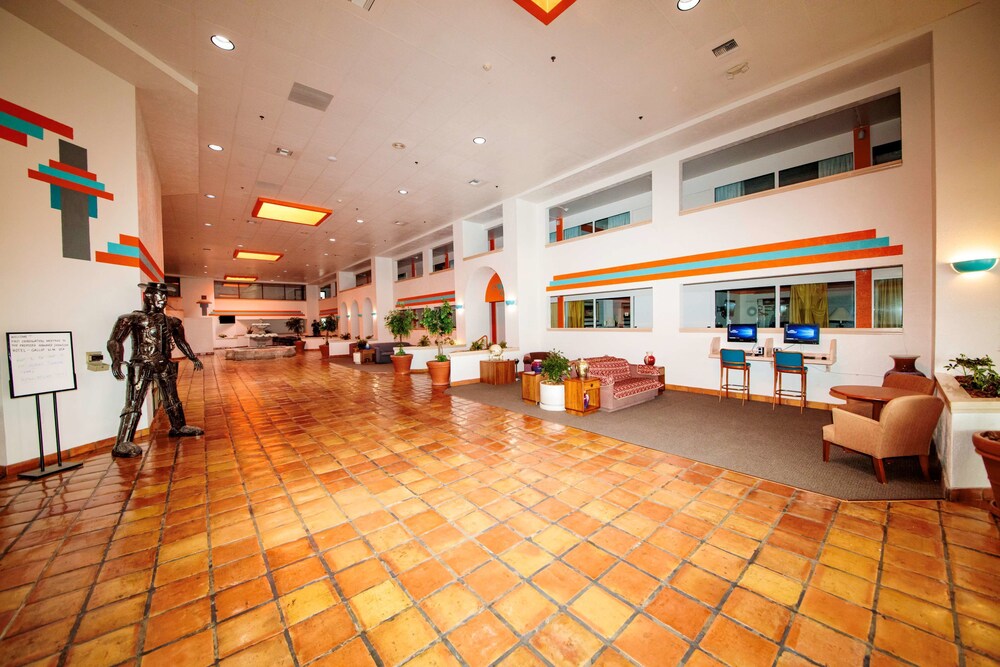 Howard Johnson by Wyndham Gallup - photo 2