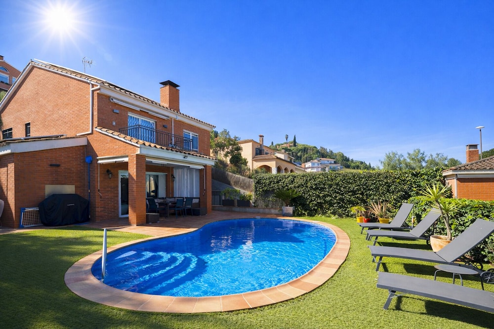Stay U Nique Villa Portimar 17978470 — Arenys De Mar