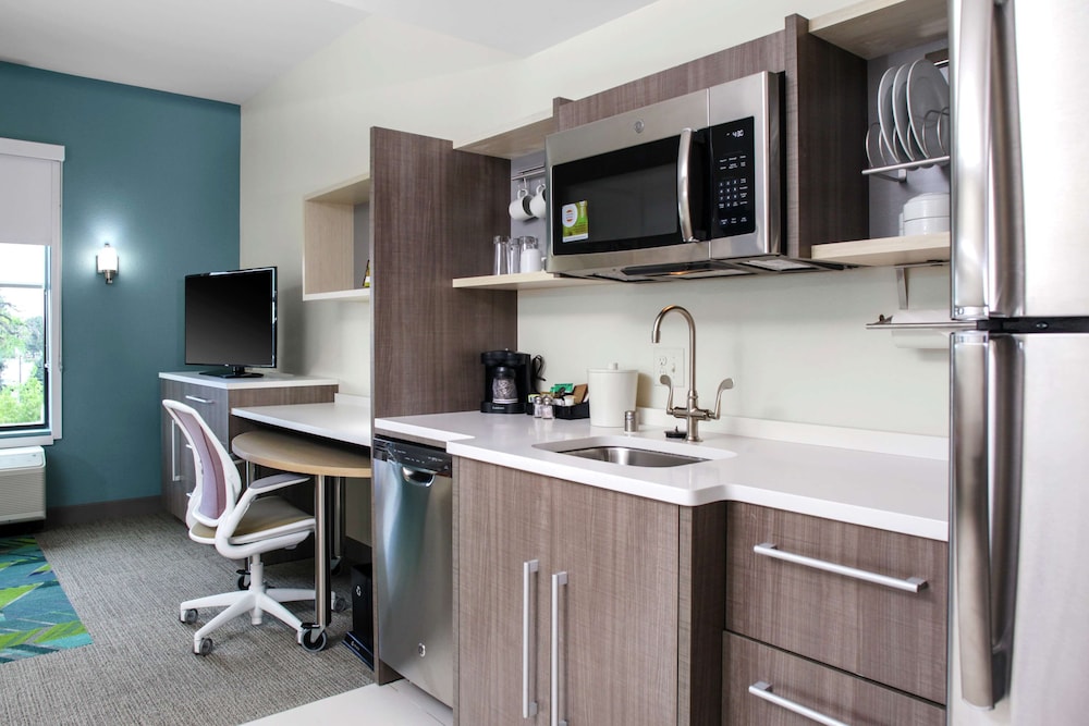 Home2 Suites by Hilton Fort Collins - photo 12