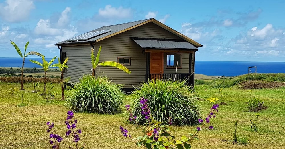 Maunga roa eco lodge — 4-Star Luxury Hotel in Hanga Roa, Chile