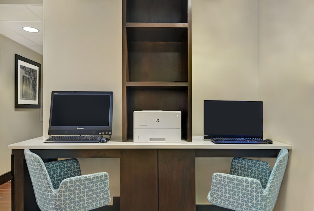 Hampton Inn Kansas City Overland Park - photo 53