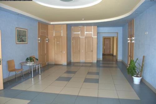 Hotel Variant C - last minute hotel in Buy