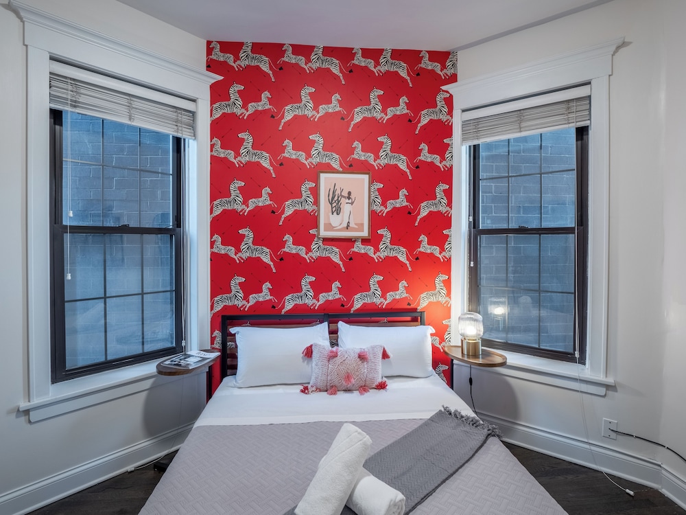 Wrigleyville Suites - photo 12