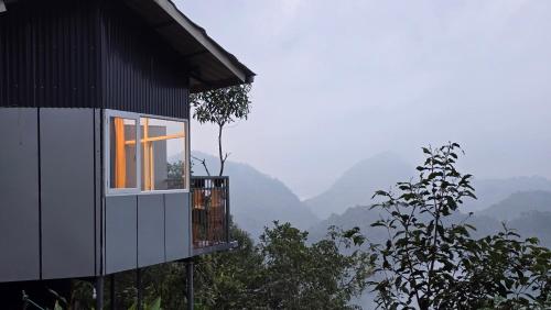 Serenehills Retreat with Hilltop pool in Idukki, India