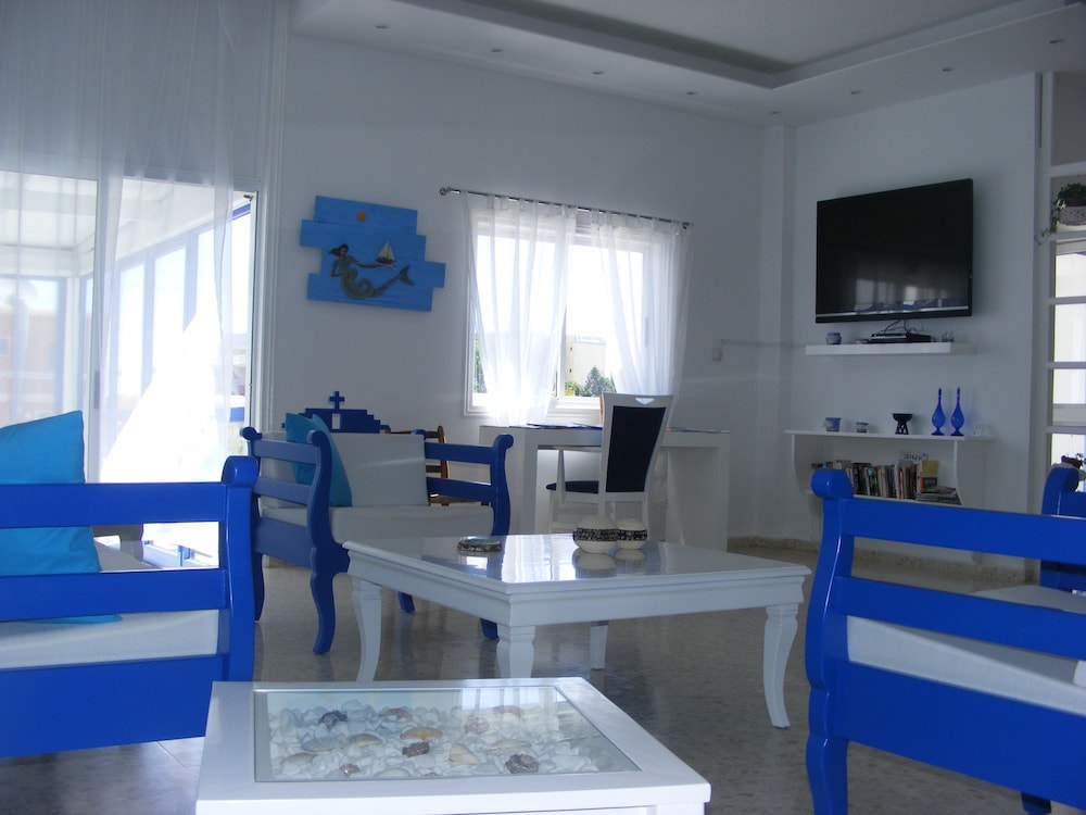 Flokkas Hotel Apartments