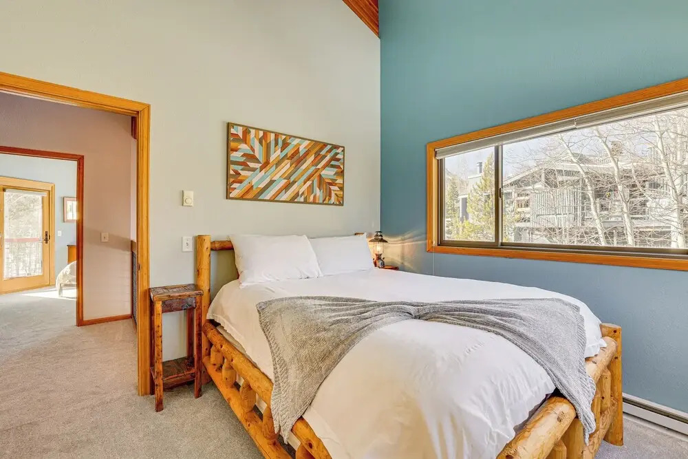 10 Mi to Keystone Resort Cabin with Private Hot Tub - photo 3