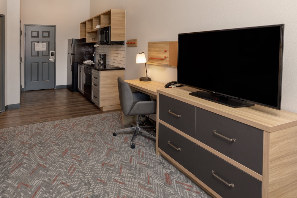 Candlewood Suites Mount Pleasant by IHG - photo 18