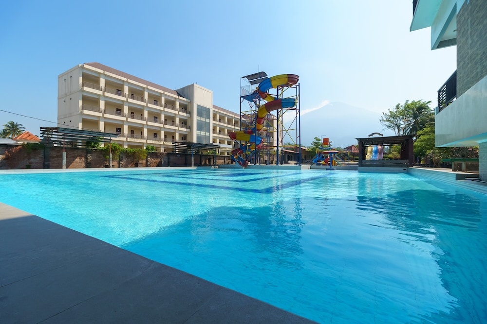 RedDoorz Resort Premium @ Sangkan Hurip Kuningan in Kuningan, Indonesia