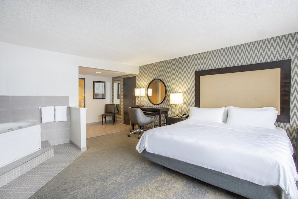 Holiday Inn & Suites Parsippany Fairfield by IHG - photo 8