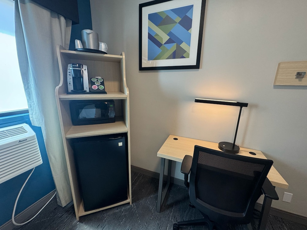 Holiday Inn Express & Suites Atlanta Downtown by IHG - photo 48