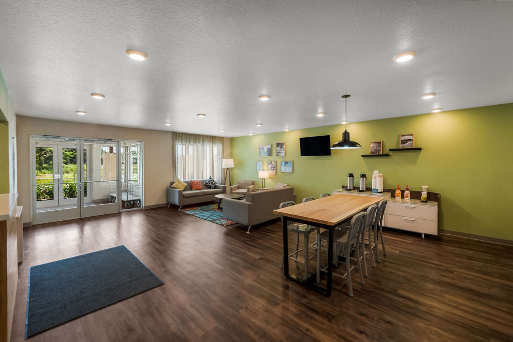 Woodspring Suites West Palm Beach - photo 8
