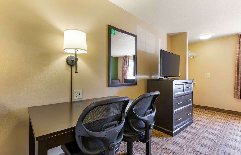 Extended Stay America Suites Washington DC Herndon Dulles - photo 21