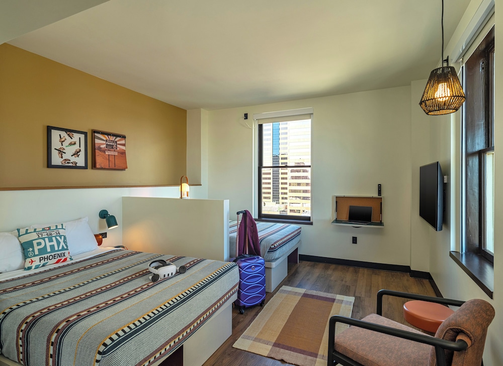 Moxy Phoenix Downtown - photo 18