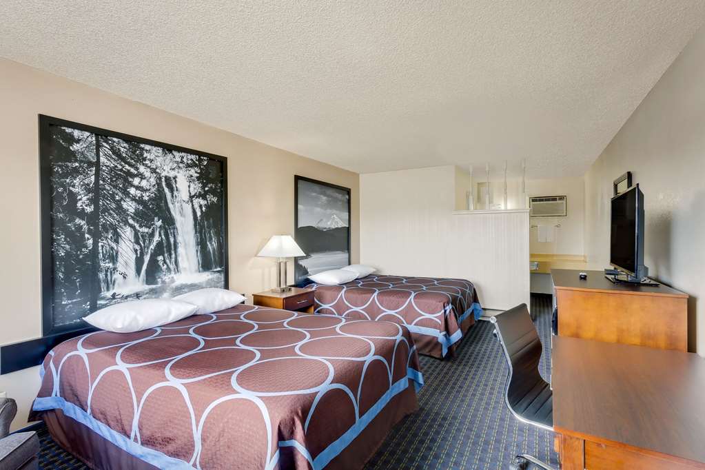 Super 8 by Wyndham Alturas - photo 6