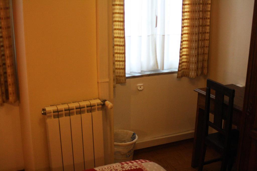 Duas Nacoes Guest House — 4-Star Luxury Hotel in Porto, Portugal