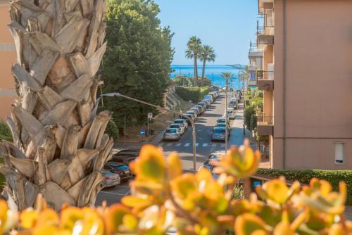 Splendido trilocale vista mare Albenga — 4-Star Luxury Hotel in Albenga, Italy