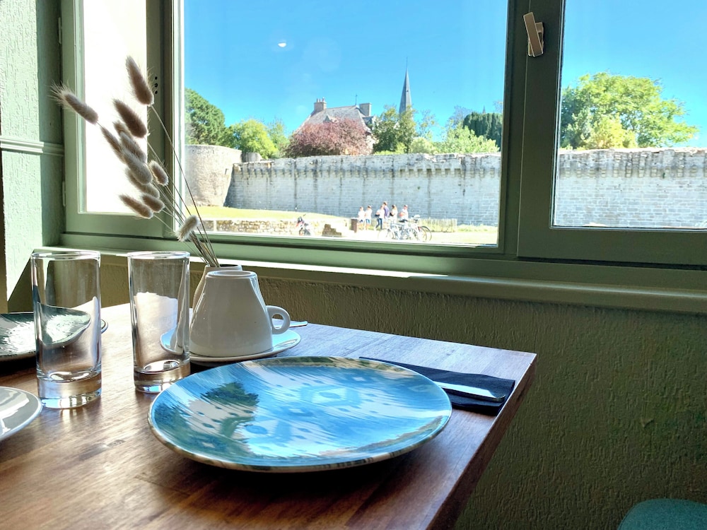 Hotel les Quatre Saisons - carbon neutral hotel in Guerande
