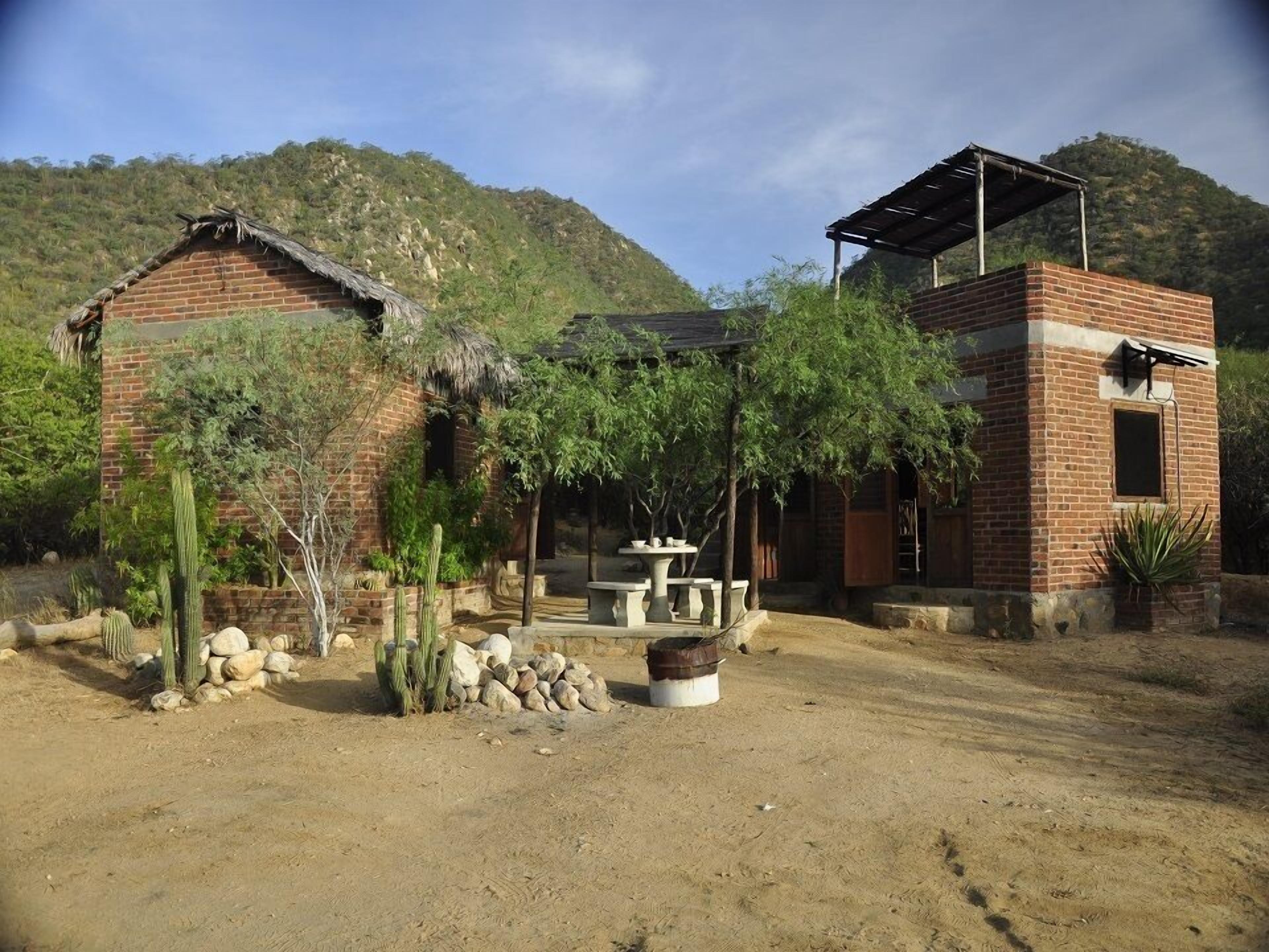 Rancho Ecologico Sol De Mayo Rotamundos — Santiago