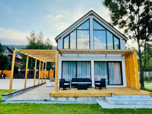 Chalet Alteo — 4-Star Luxury Hotel in Busteni, Romania