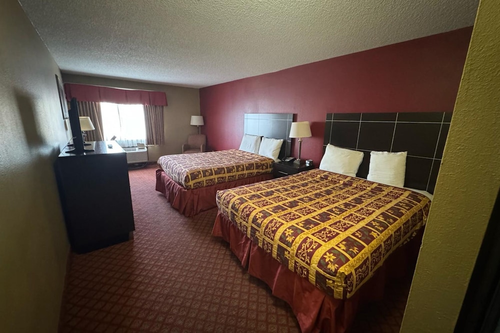 Surestay Plus Hotel by Best Western Oklahoma City North - photo 6