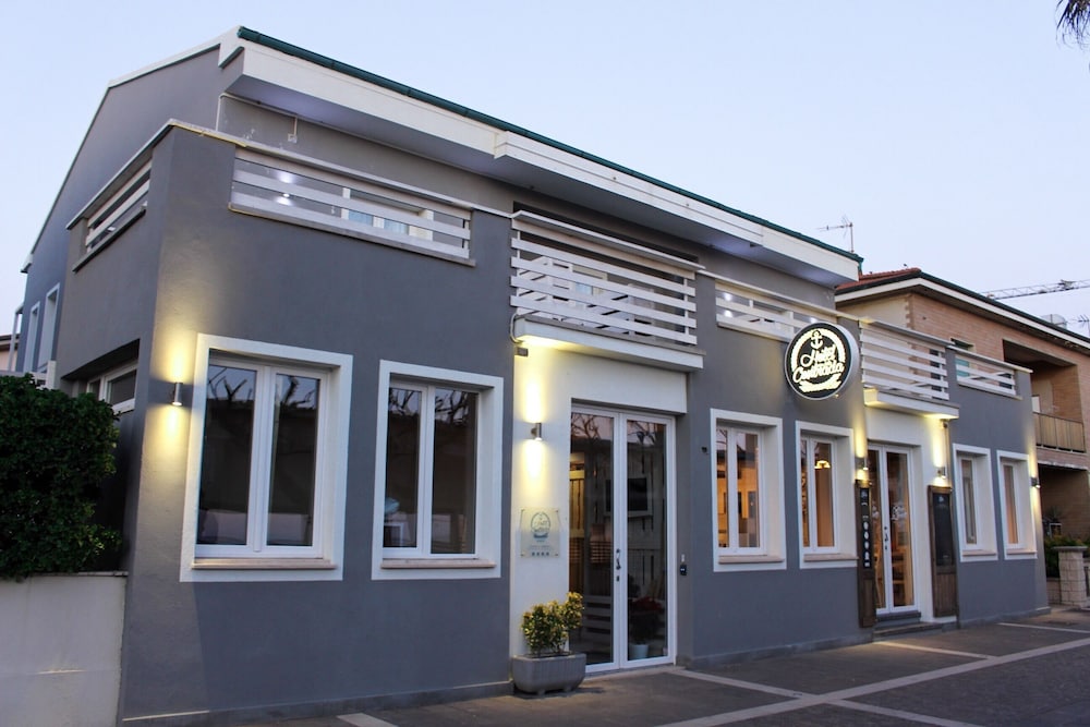 Hotel Della Contrada in Cecina, Italy