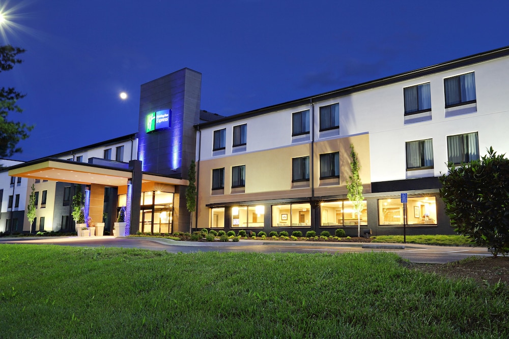 Holiday Inn Express Brentwood South Cool Springs by IHG - photo 24