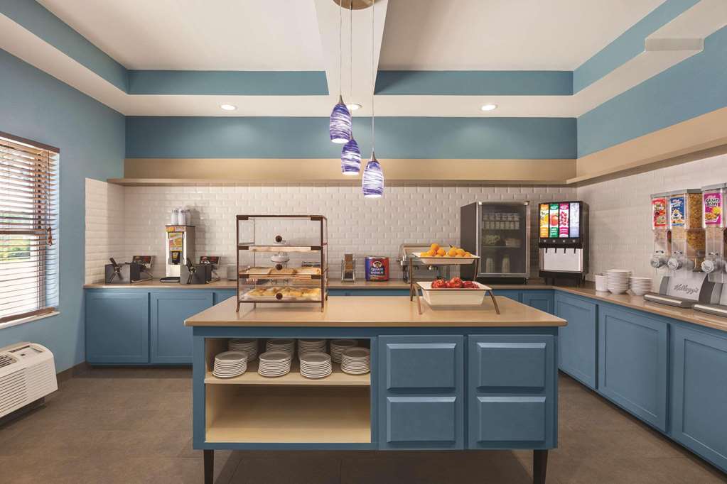 Country Inn & Suites by Radisson Beaufort West SC - photo 22