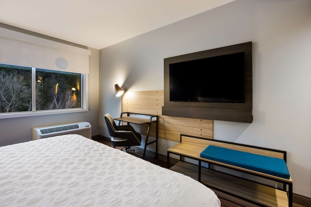 Tru by Hilton Traverse City - photo 23