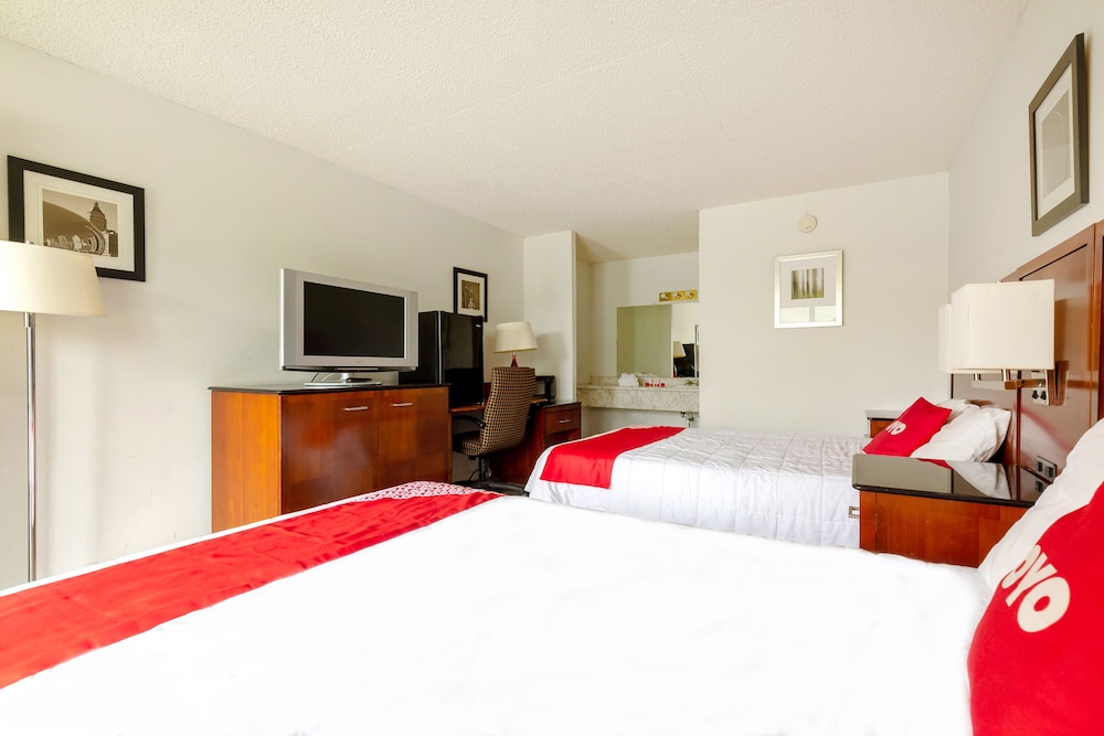 Americas Best Value Inn Rockford - photo 13