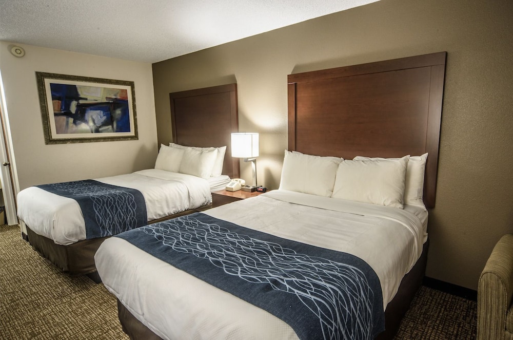 Richland Inn Lawrenceburg - photo 23