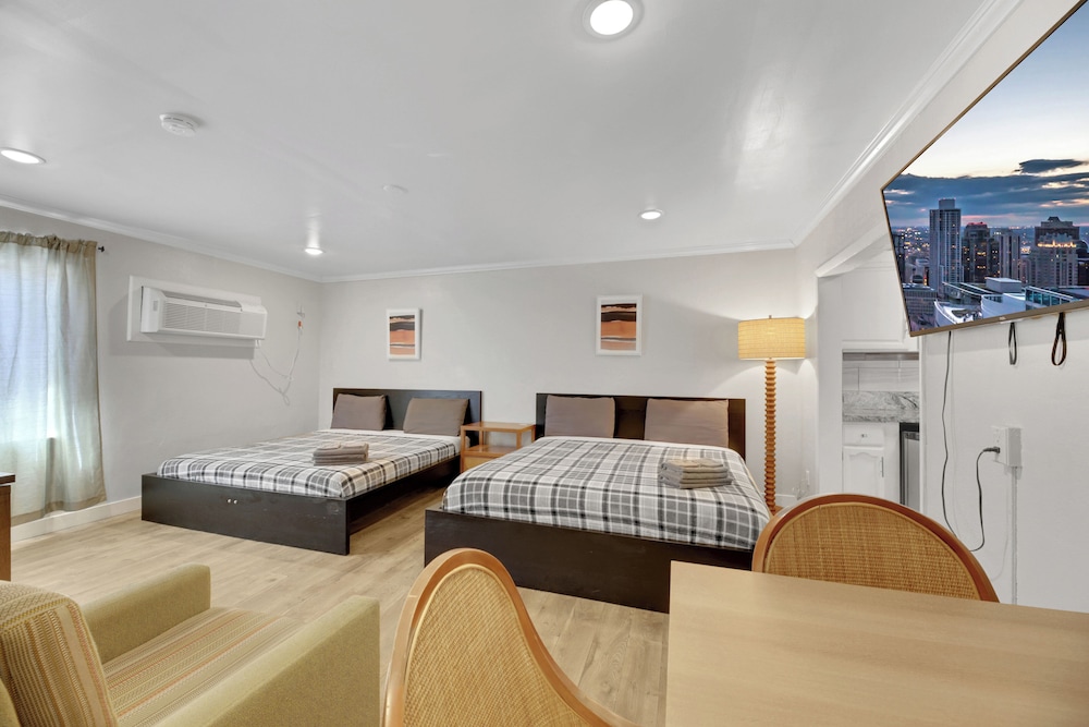 Desert Moon Motel - photo 13