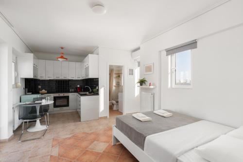 Large Terrace Studio — 4-Star Luxury Hotel in Athens, Greece