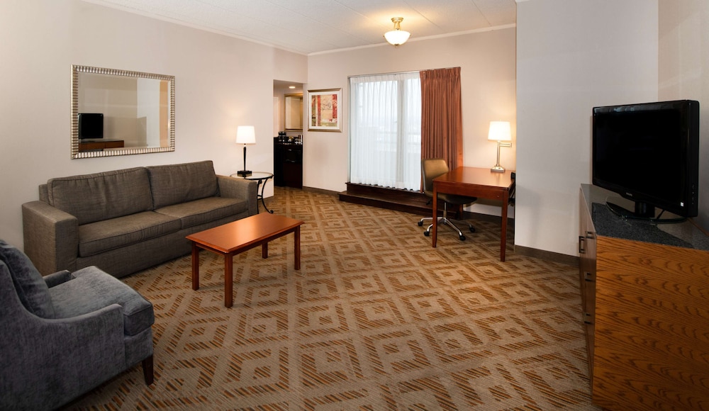 DoubleTree by Hilton Philadelphia West - photo 21