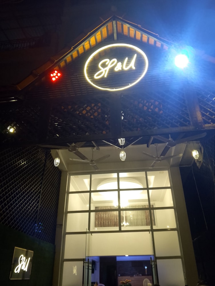 Sp&U - carbon neutral hotel in Phnom Penh