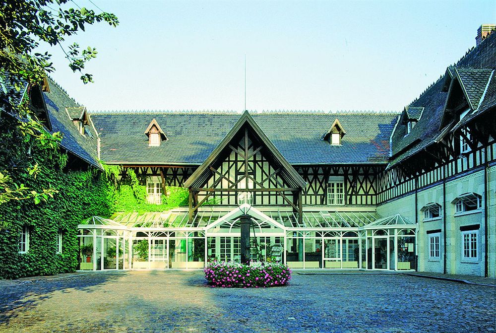 Château de Limelette sa Thalgo centre balnéothérapie — 4-Star Luxury Hotel in Louvain-La-Neuve, Belgium