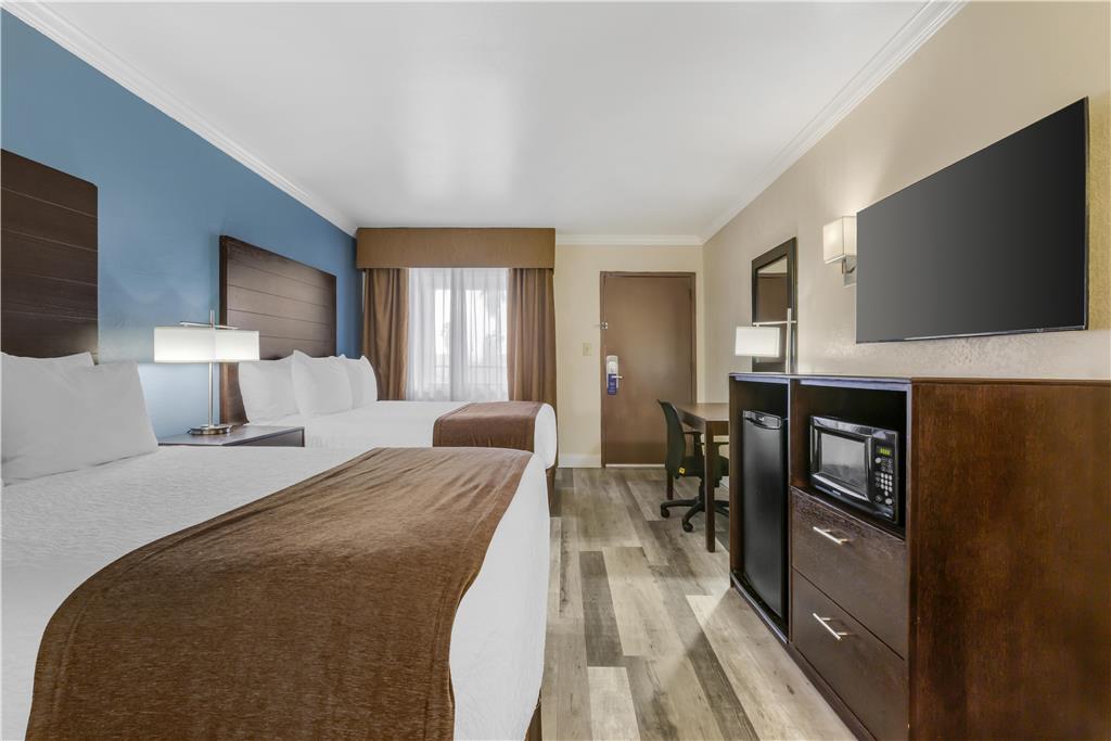 Best Western InnSuites Tucson Foothills Hotel & Suites - photo 95