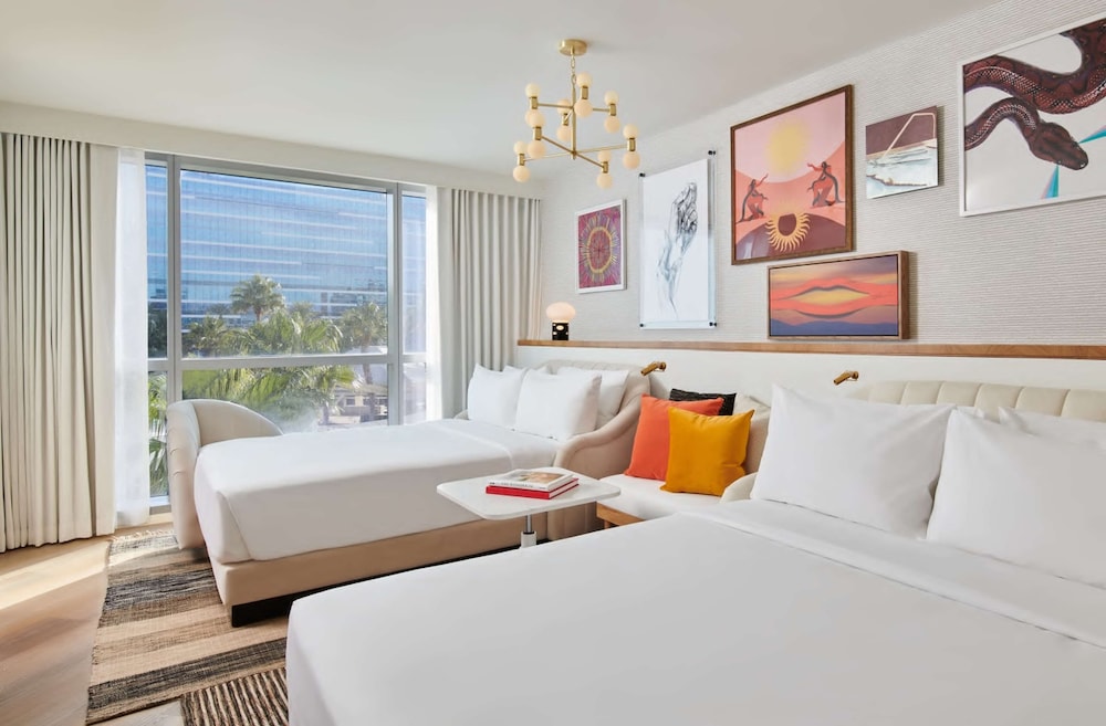 Virgin Hotel Las Vegas Curio Collection by Hilton - photo 16