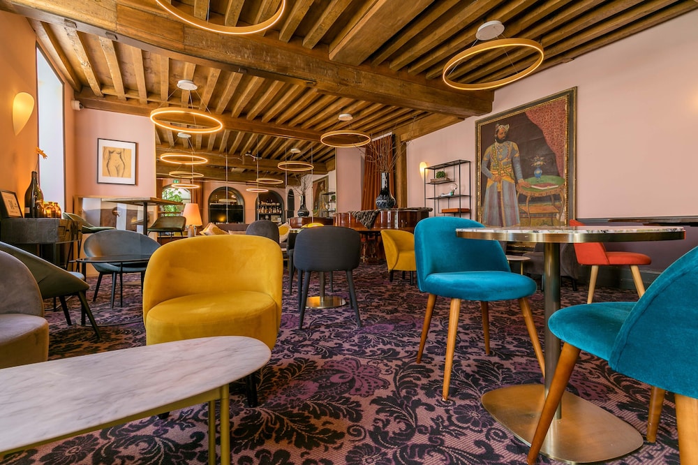 Le Central Boutique Hôtel in Beaune, France