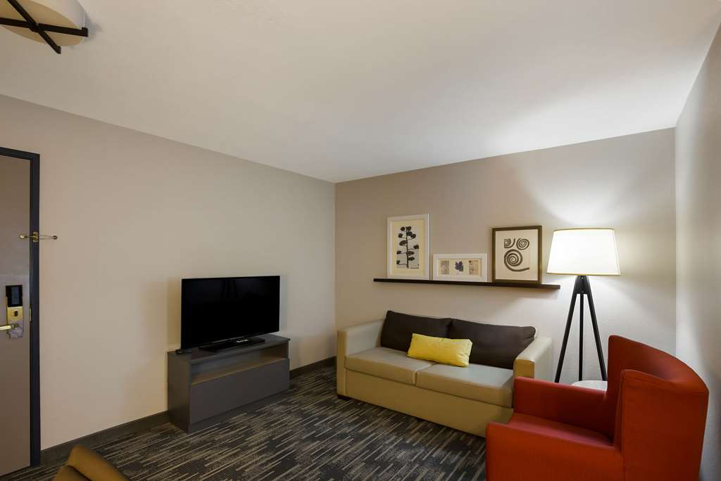 Country Inn & Suites by Radisson Marion IL - photo 28