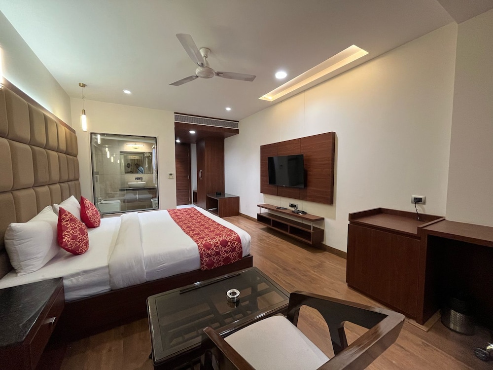 Hotel The Crystal Park — Gwalior — photo 4