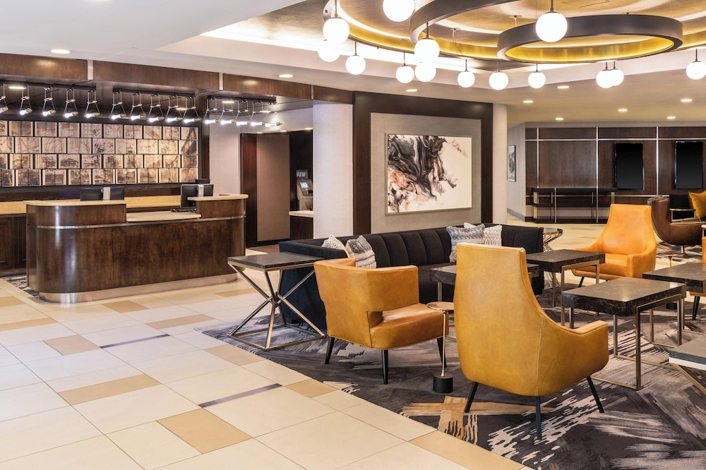 Sheraton Ann Arbor Hotel - photo 2