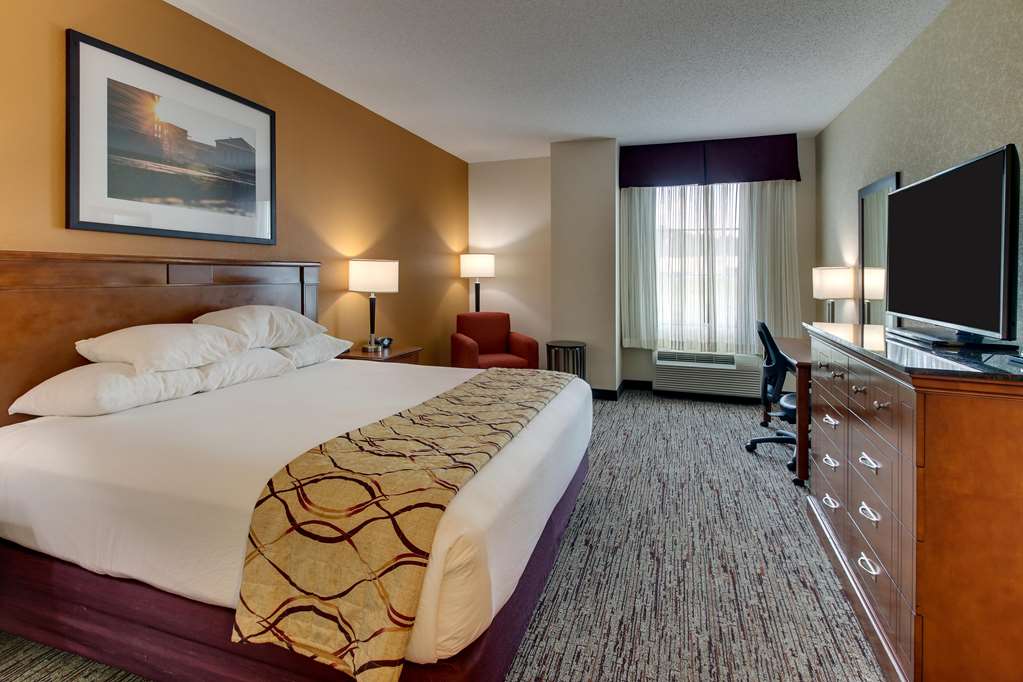 Drury Inn & Suites Meridian - photo 23
