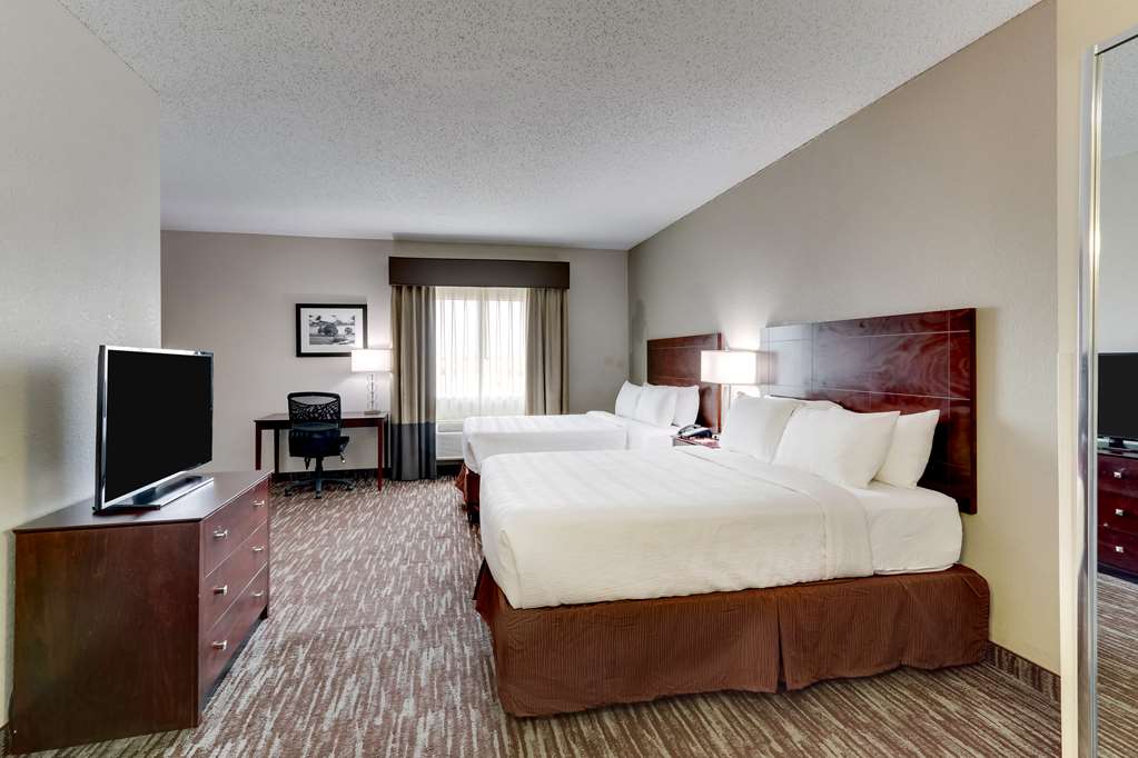 Best Western Plus University Inn & Suites - photo 27