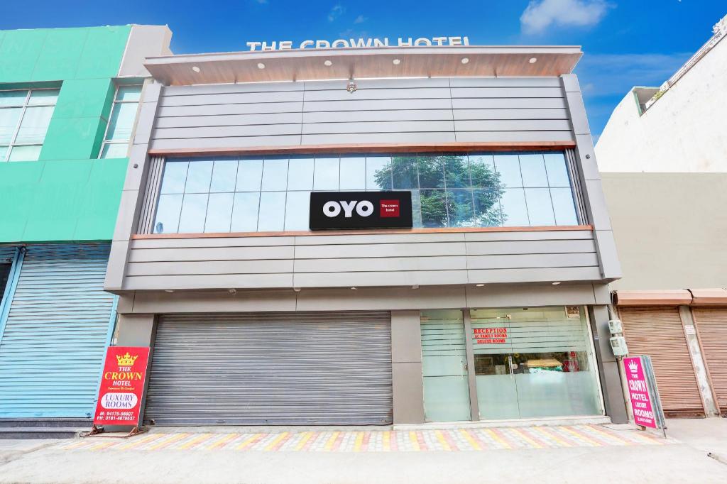 The Crown Hotel — Ludhiana — photo 2
