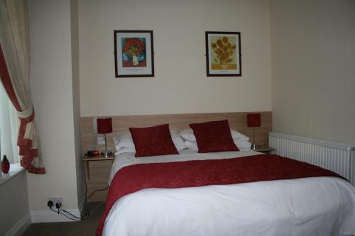 Henry's Hotel — hotel in Stockport