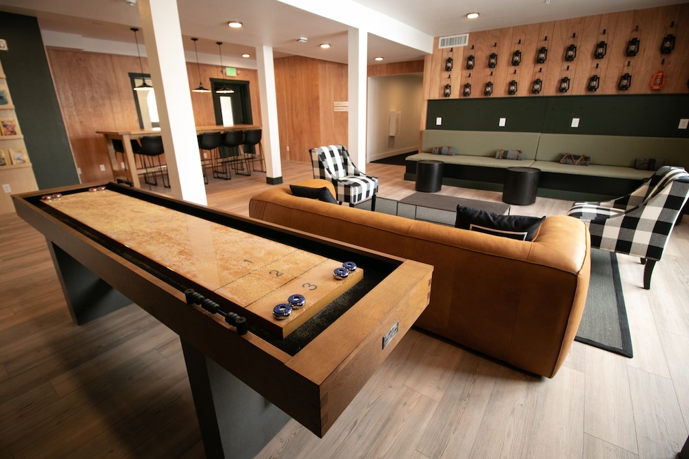 LOGE Leavenworth Downtown - photo 5