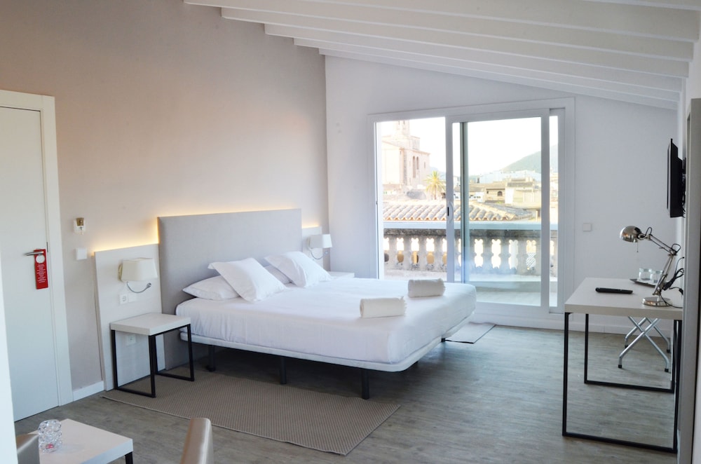 Som Espanya - carbon neutral hotel in Llucmajor